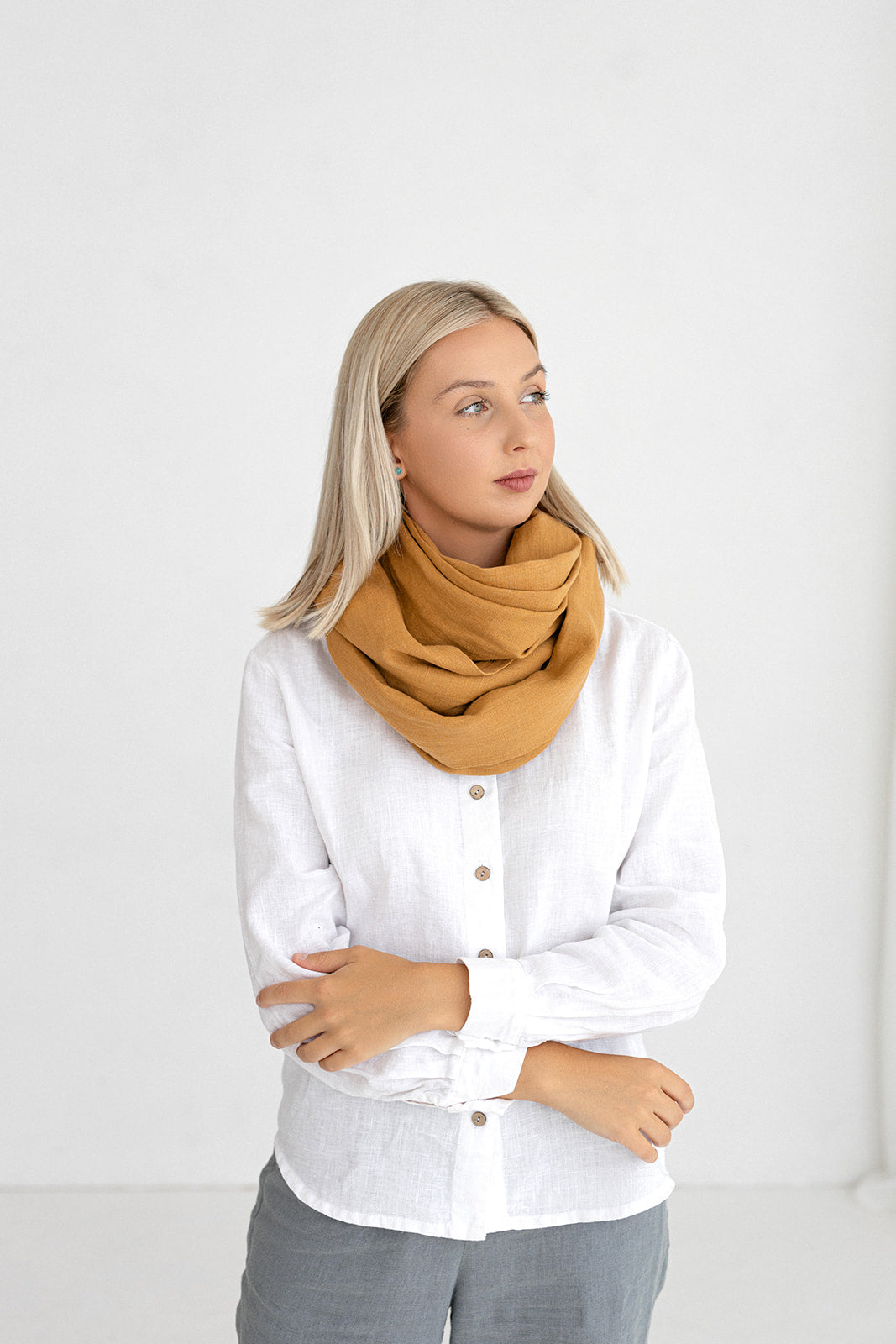 Model Wears Linen Scarf Amber Yellow Color Made By Daily Linen 4