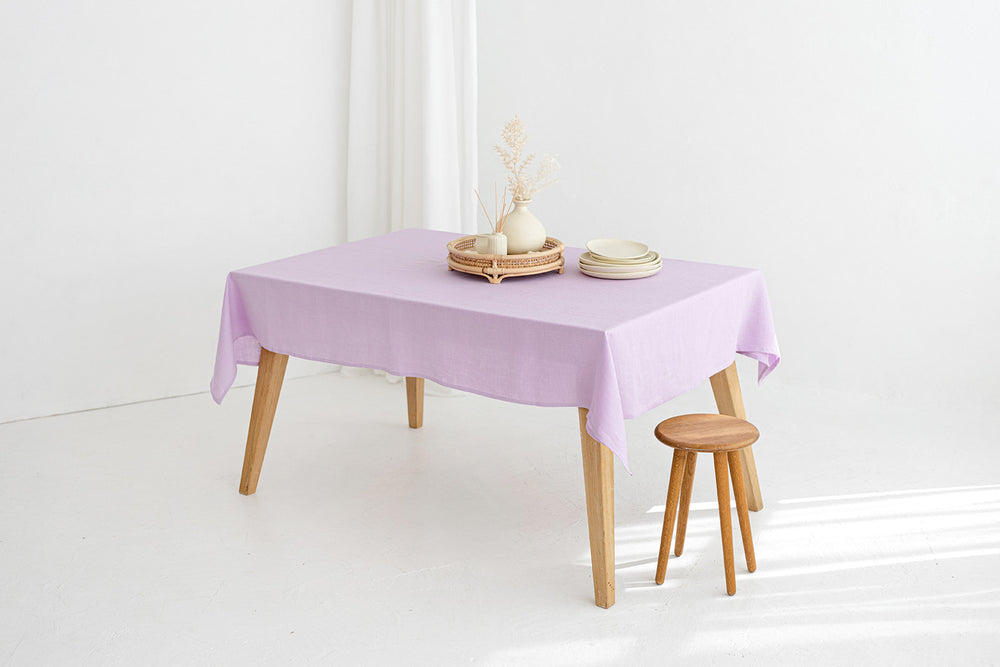 Lavender Linen Tablecloth 1