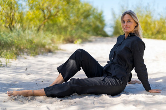 Model Wears Linen Jumpsuit LUGANO In Black Color 4 - Daily Linen