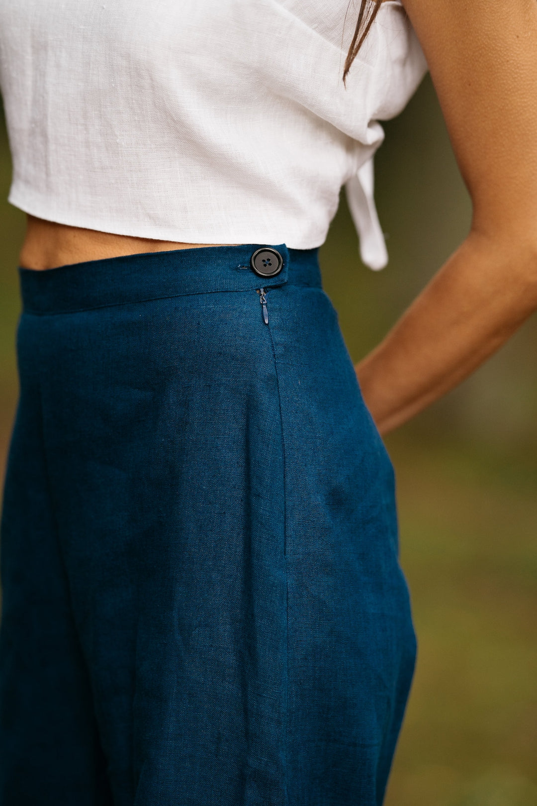 Model Wears Linen Palazzo Pants Klara In Midnight Blue Color 3 - Daily Linen
