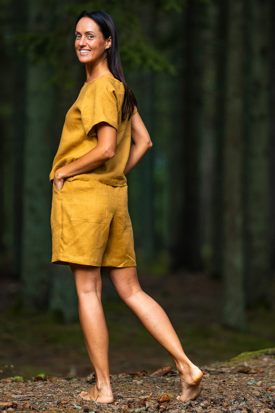 Women Wears Linen Pleated Shorts Bergen In Amber Yellow Color 5 - Daily Linen 