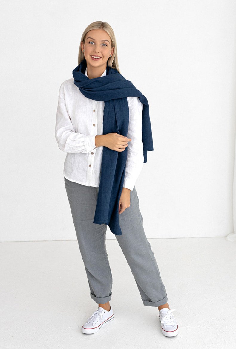 Model Demonstrates Linen Scarf In Midnight Blue Color Made By Daily Linen