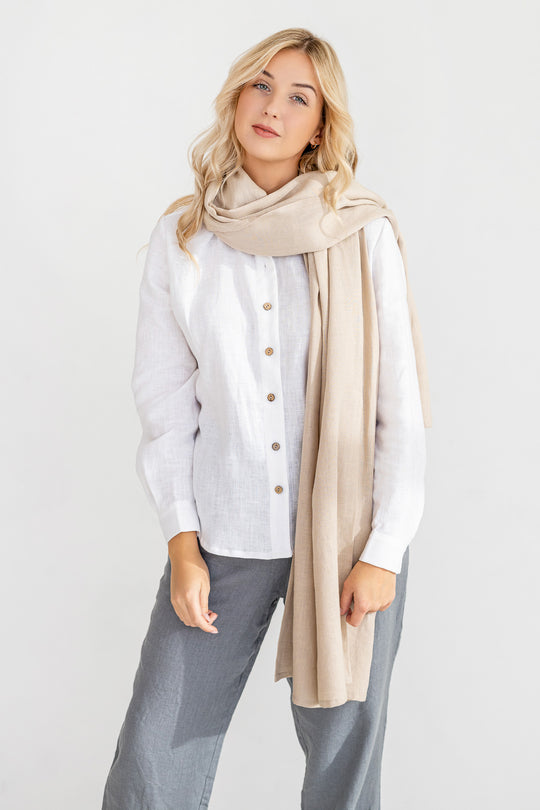 Model Demonstrates Linen Scarf In Natural Color 1