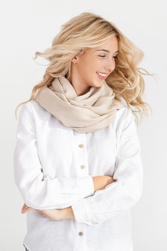 Model Demonstrates Linen Scarf In Natural Color 4