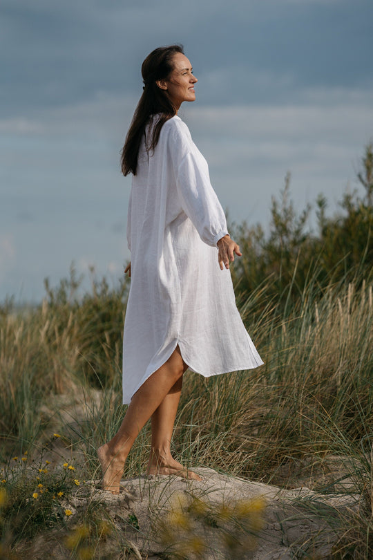Model Wears Linen Oversized Shirt Dress Nina In White Color 7 - Daily Linen
