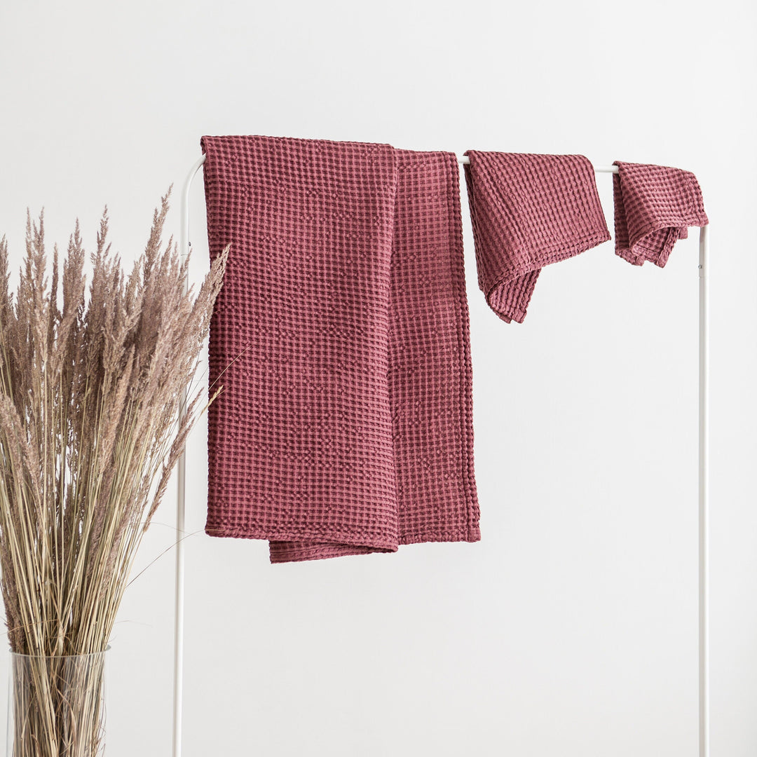Lienn Waffle Towels Set Of 3 In Red Color - Daily Linen